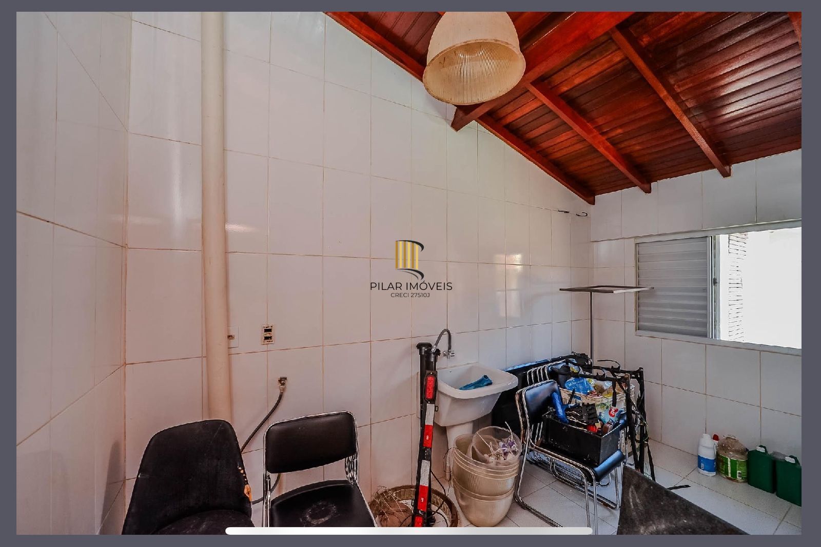 Casa 5 dormitórios no bairro Sarandi