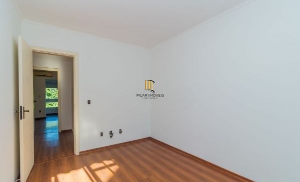 Casa em Condomínio em Ipanema de 3 dormitórios e 2 vagas