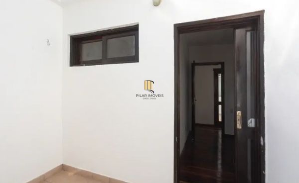 Prédio comercial no bairro Vila Jardim com 550m²