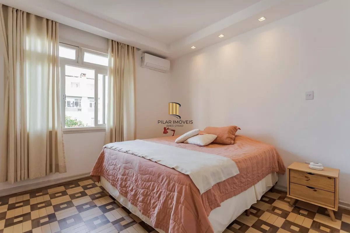 Apartamento no bairro Independência de 3 dormitórios