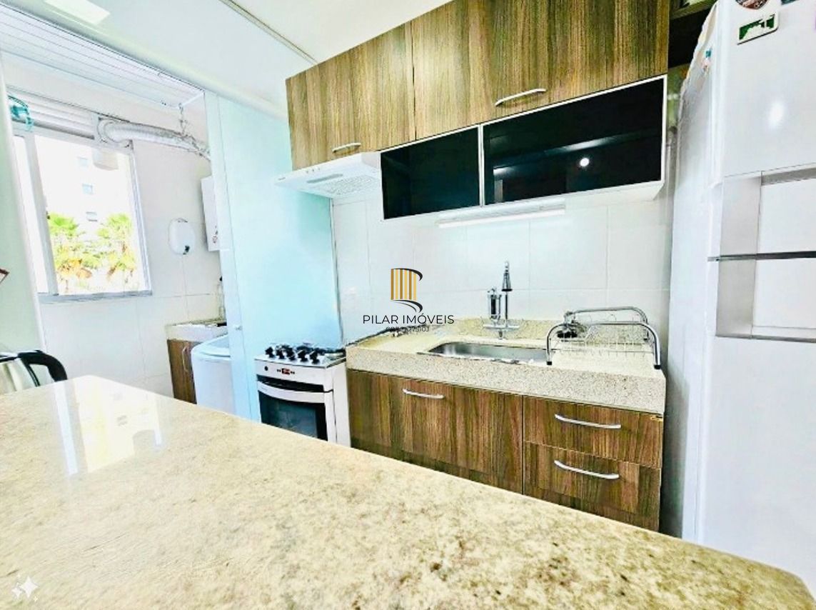 Apartamento no Porto Cruzeiro de 2 dormitórios vaga e infra