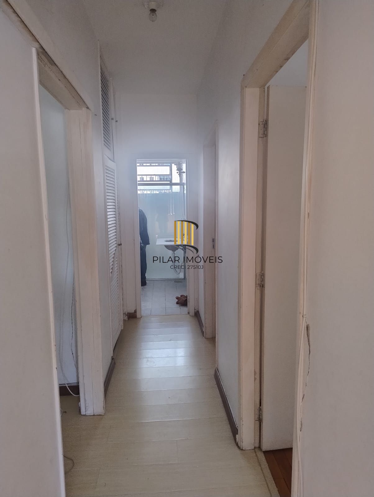 APTO DE 03 DORMOTÓRIOS SACADA. COM ELEVADOR . NO BOM - FIM RIO BRANCO