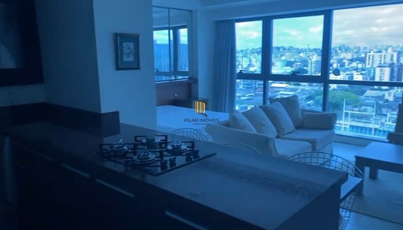 Loft no Tren City andar alto