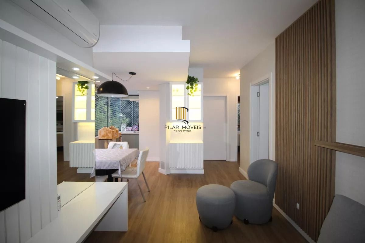 Belo Apartamento, 2 Dormitórios, Semi mobiliado, 1 Banheiro, churrasqueira, 1 Vaga Escriturada, próximo Encol, Petrópolis, Poa/ Rs.