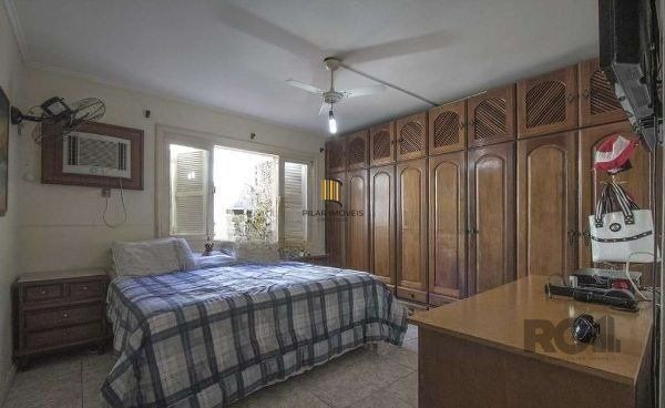 Casa para Venda - 215m², 3 dormitórios, 2 vagas - CHACARA DAS PEDRAS