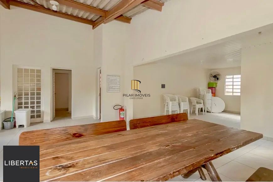 Apartamento 2 dormitórios no bairro Lomba do Pinheiro