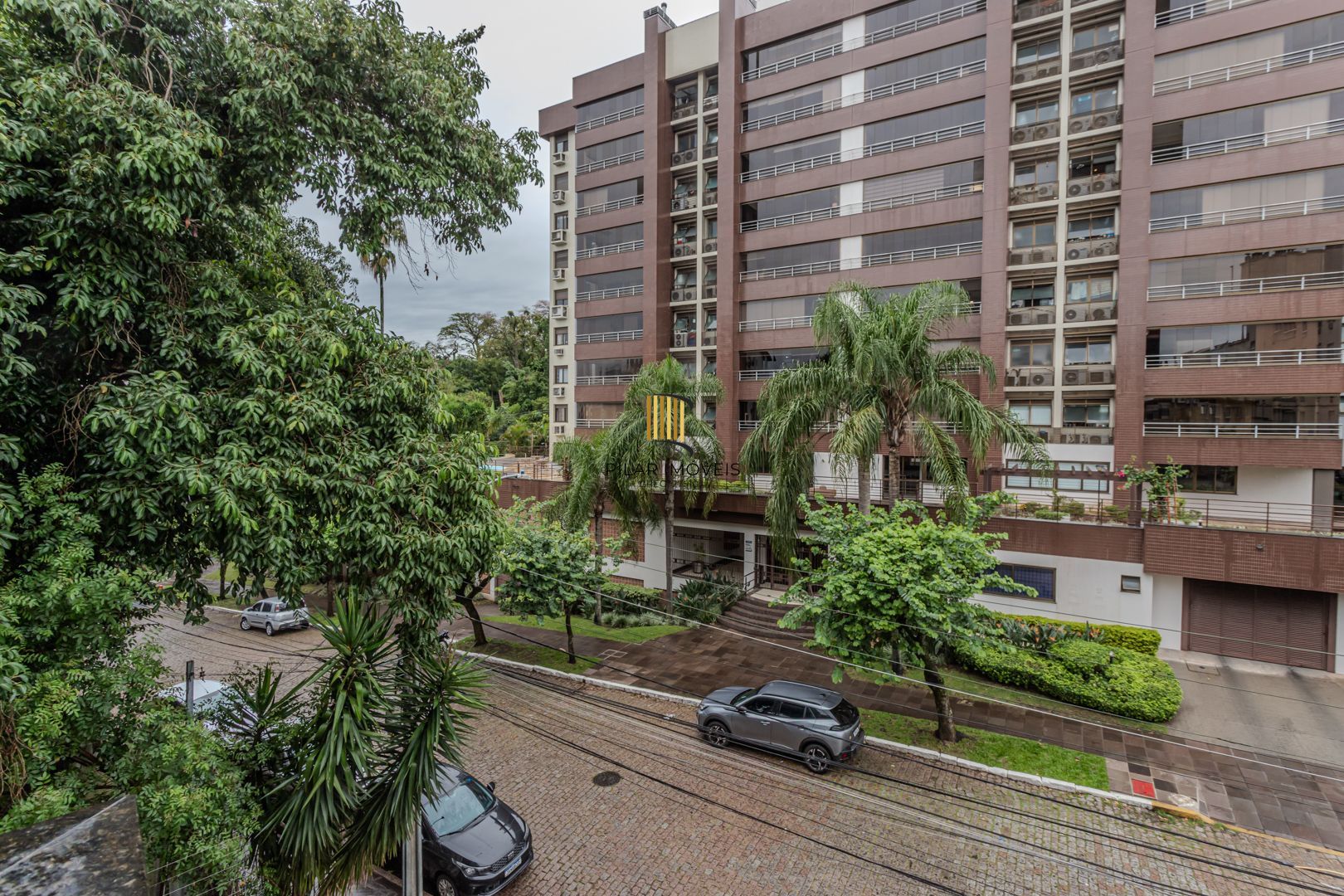 Apartamento NOVO no Menino Deus de 3 dormitórios e 2 vagas