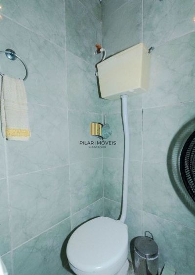 Casa no bairro Tristeza de 4 dormitórios e 4 vagas