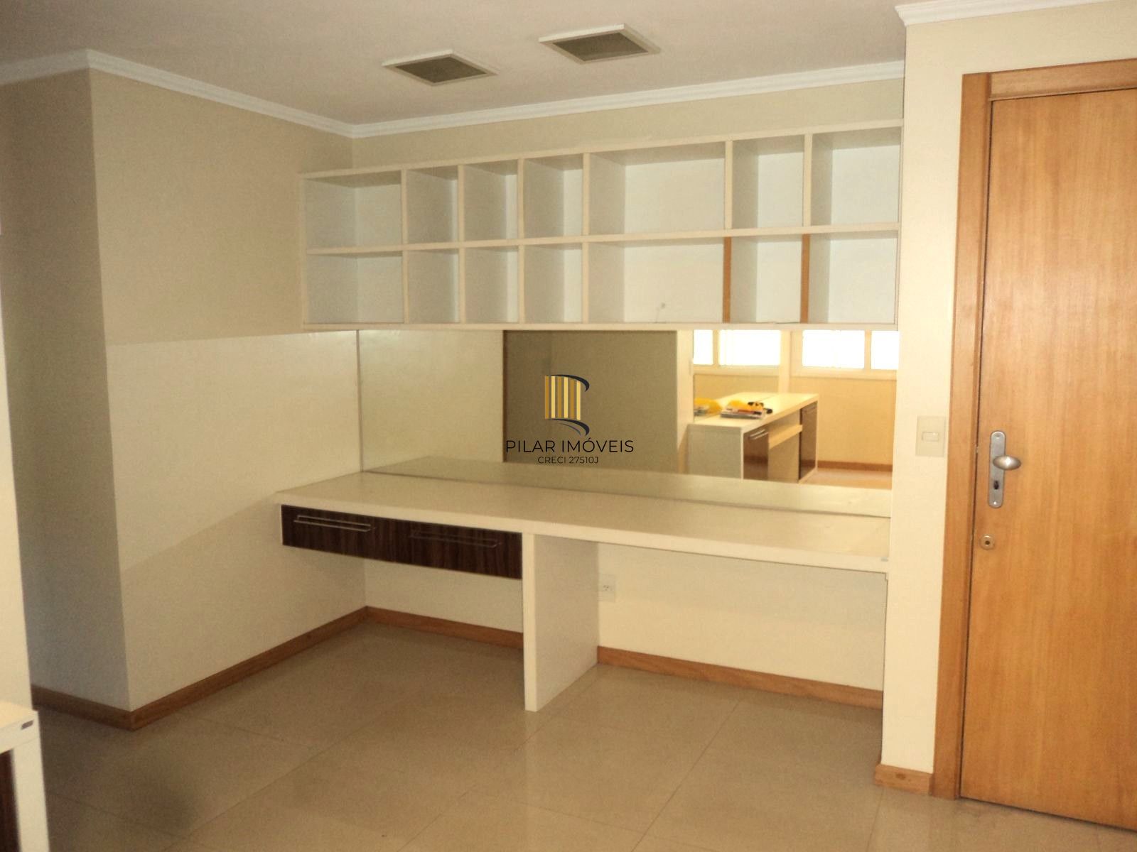 Apartamento no Bom Fim de 2 dormitórios e vaga