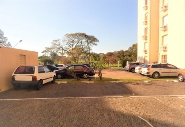 Apartamento no Sarandi de 2 dormitórios e vaga