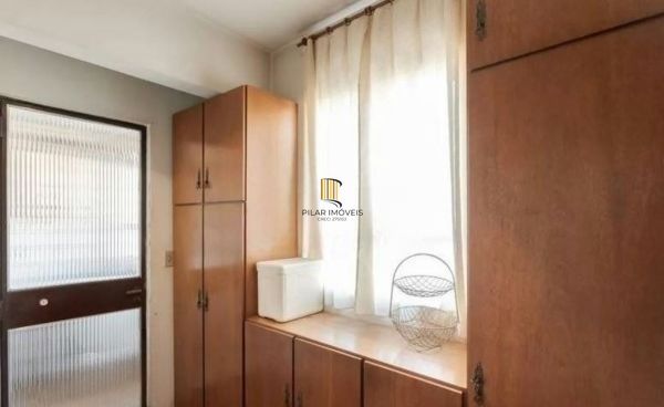 Apartamento no bairro Floresta de 3 dormitórios e vaga