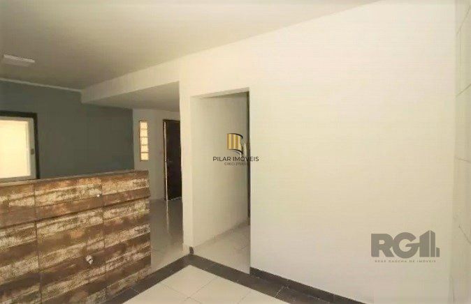 Casa em condomínio de 3 dormitórios e vaga no Partenon