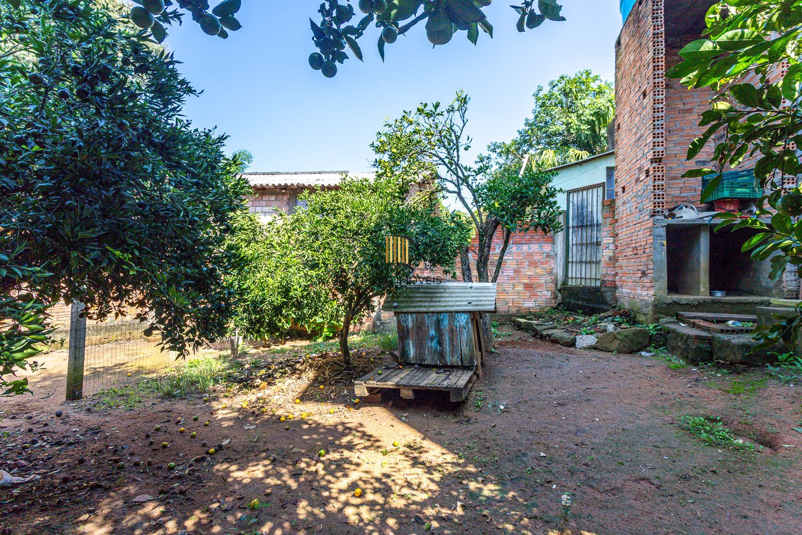 Casa sobrado em Viamão com loja e apartamento