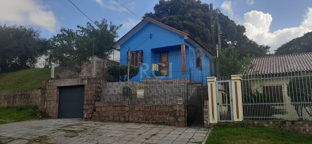Casa para Venda - 68m², 2 dormitórios, 1 vaga - Belém Novo
