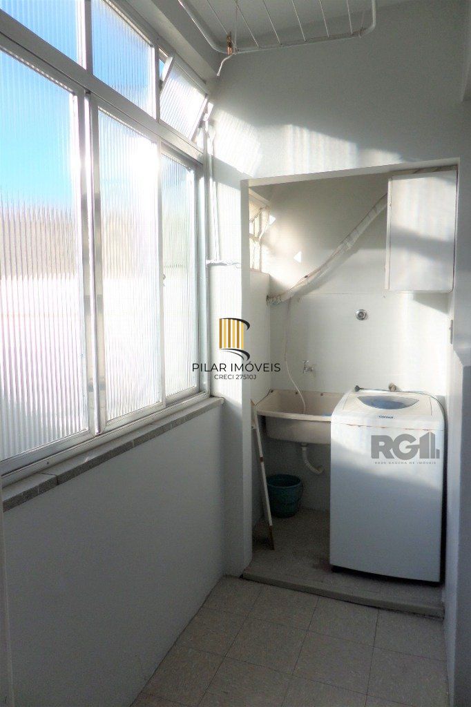 Apartamento no bairro Rio Branco de 2 dormitórios desocupado