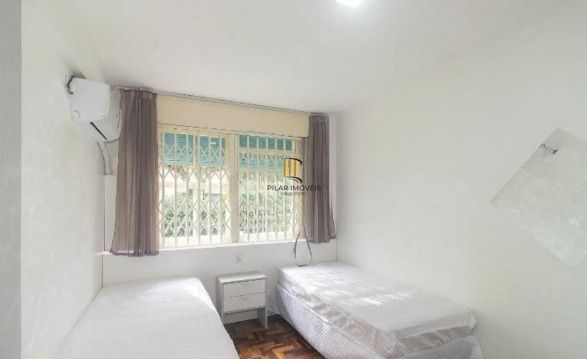 Apartamento na Azenha de 3 dormitórios térreo