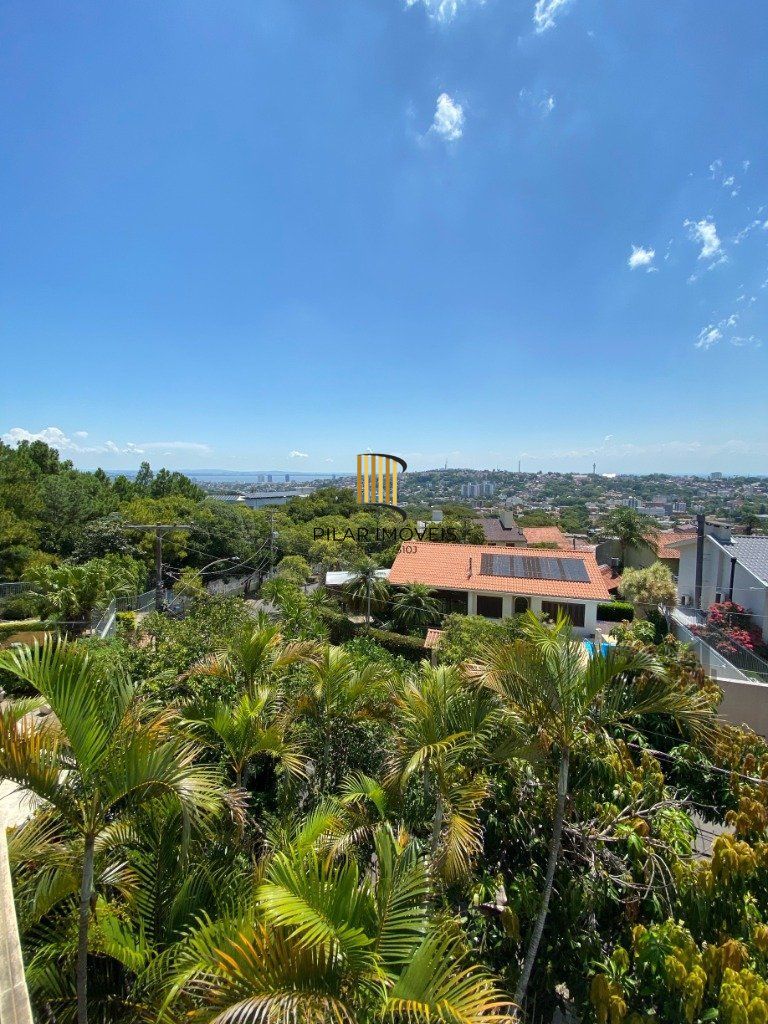 Casa no Teresópolis de 4 dormitórios e 4 vagas