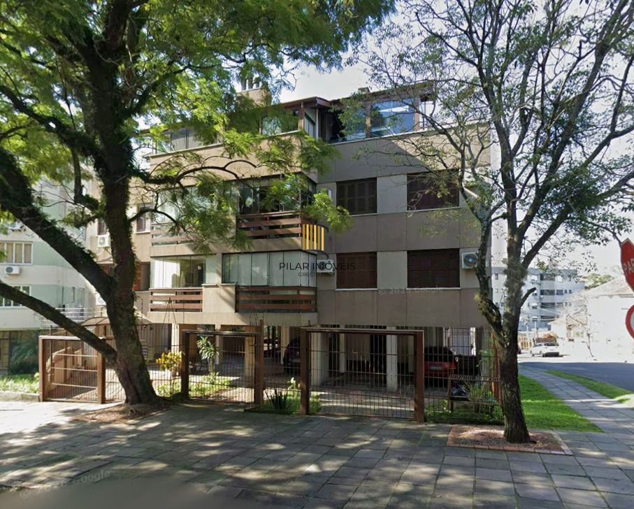 Apartamento no Passo D'areia de 2 dormitórios e 2 vagas DESOCUPADO