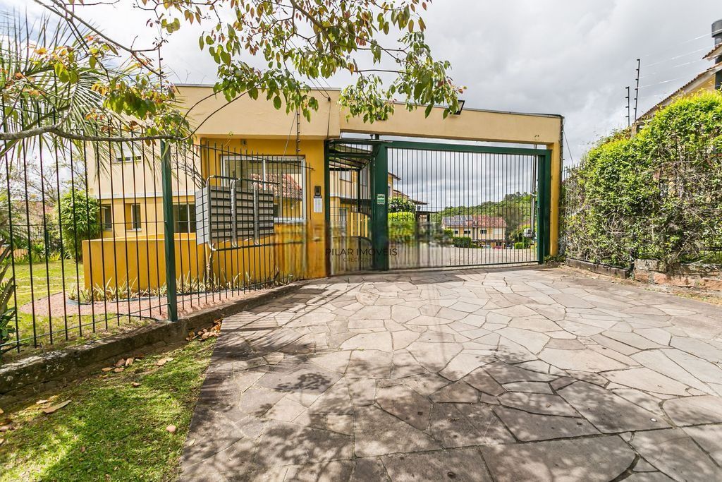 Casa de Condomínio 3 dormitórios no bairro Mário Quintana