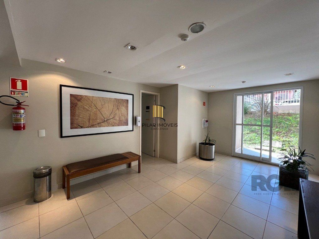 Apartamento no Teresópolis de 3 dormitórios e 2 vagas