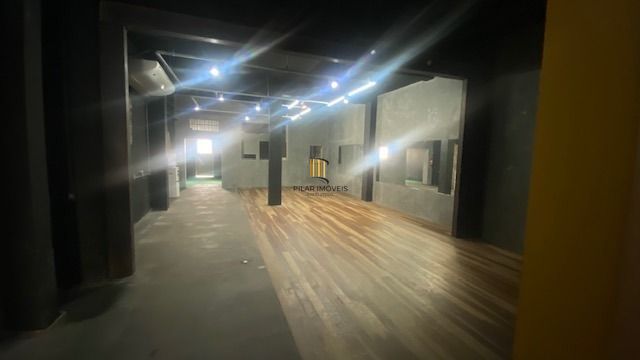 Loja 5 dormitórios no bairro Cristo Redentor