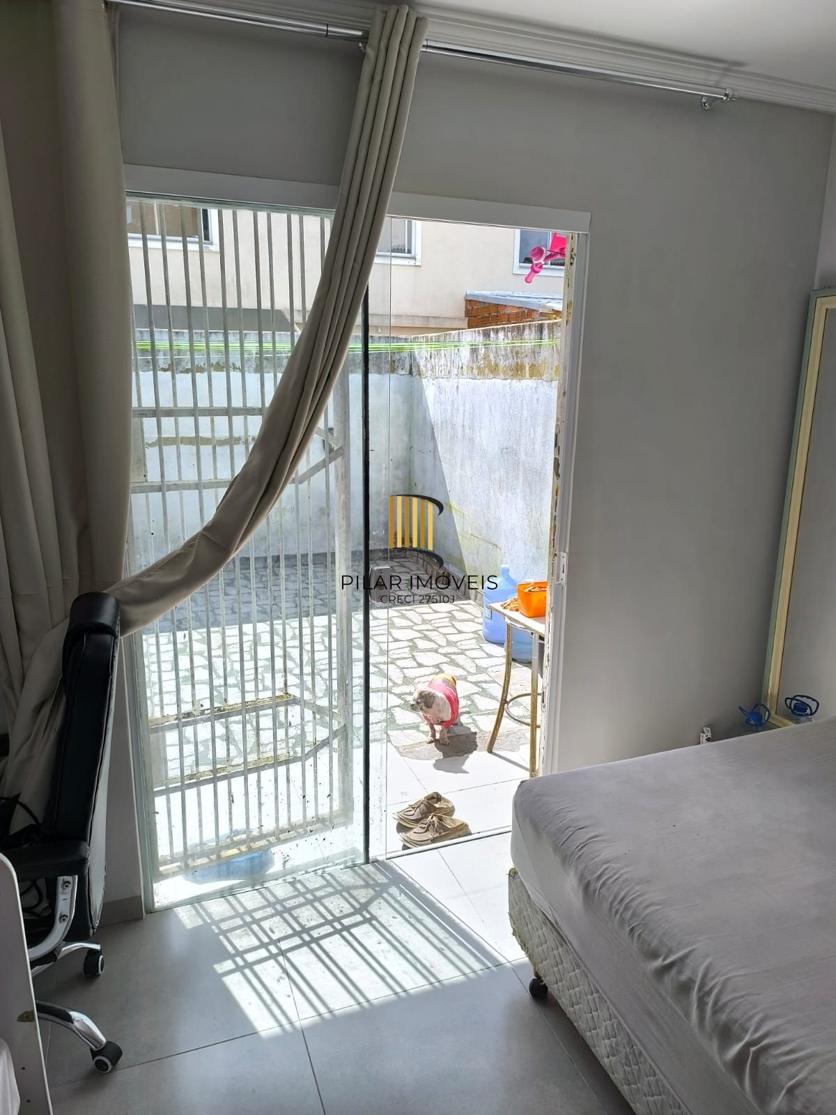 Casa 2 dormitórios no bairro Jardim Algarve