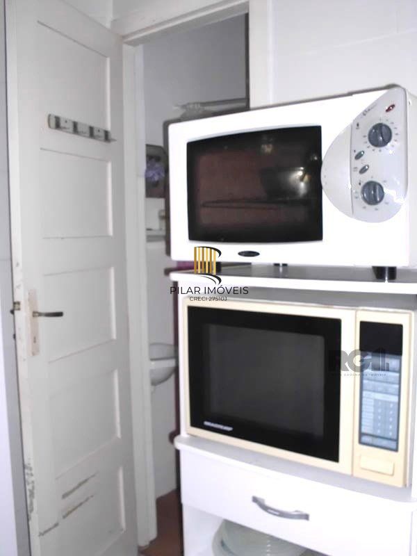 Casa sobrado no bairro Higienópolis de 3 dormitórios e 2 vagas