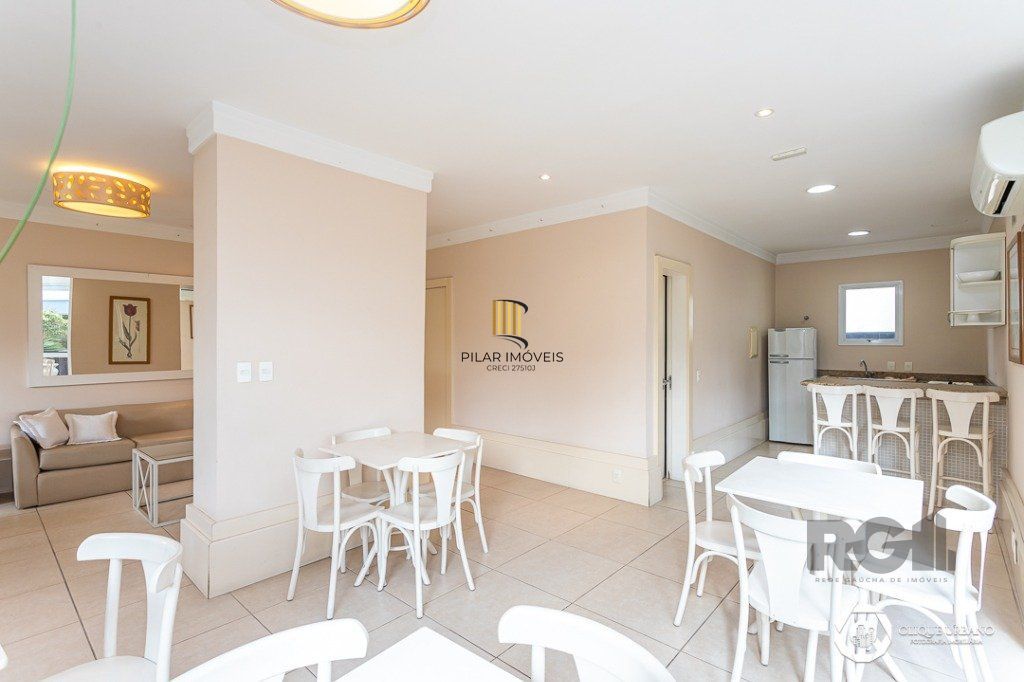 Apartamento para Venda - 102.05m², 3 dormitórios, sendo 1 suites, 2 vagas - Auxiliadora