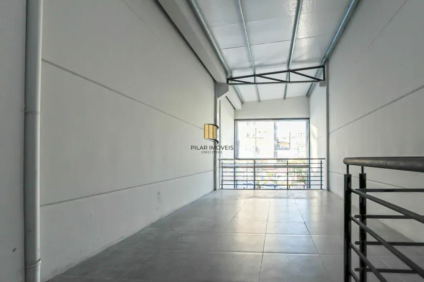 Loja ótima Localização