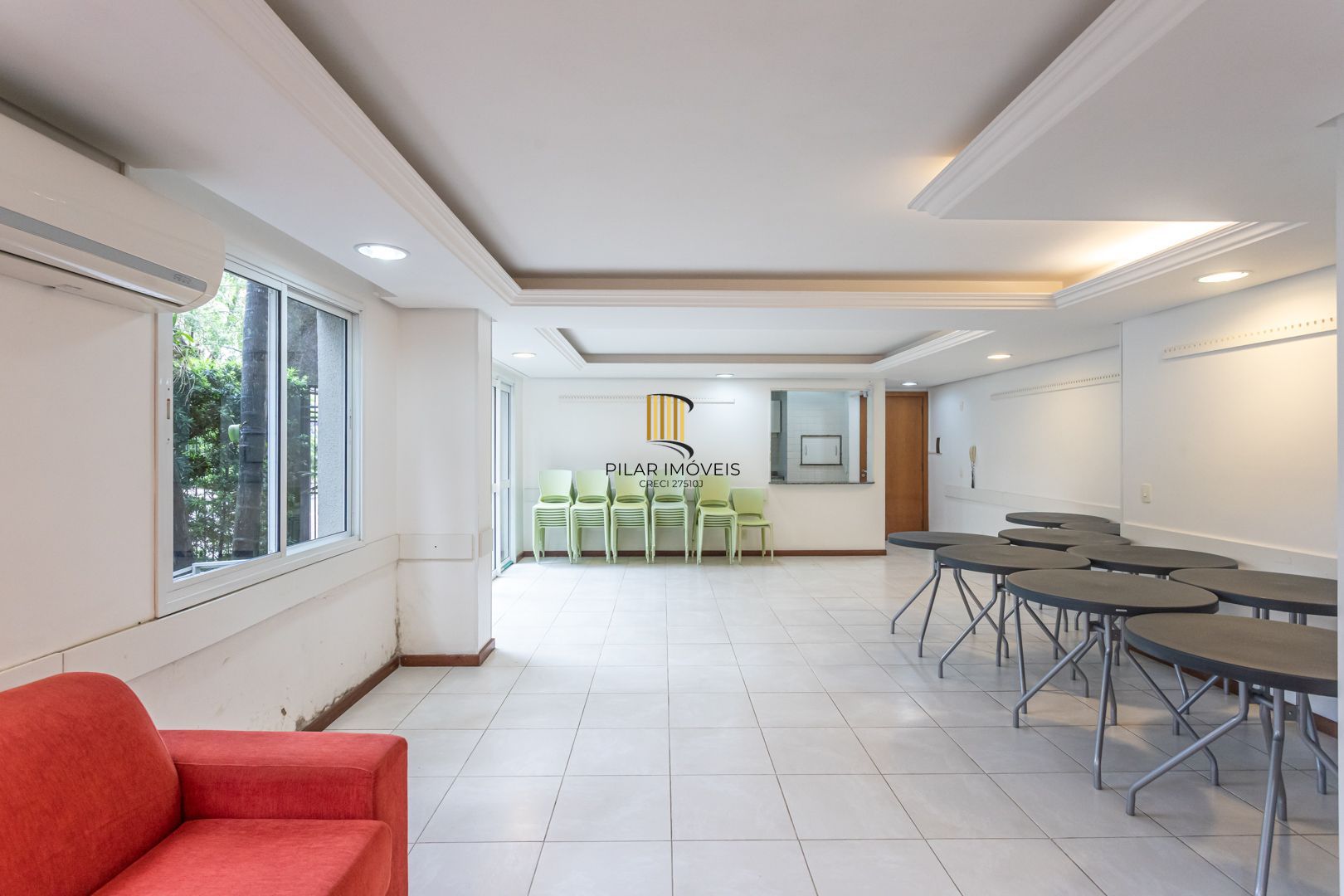 Apartamento 2 dormitórios no bairro Moinhos de Vento