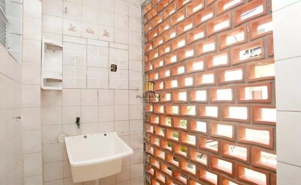 Apartamento no Jardim Botânico térreo de 3 quartos desocupado