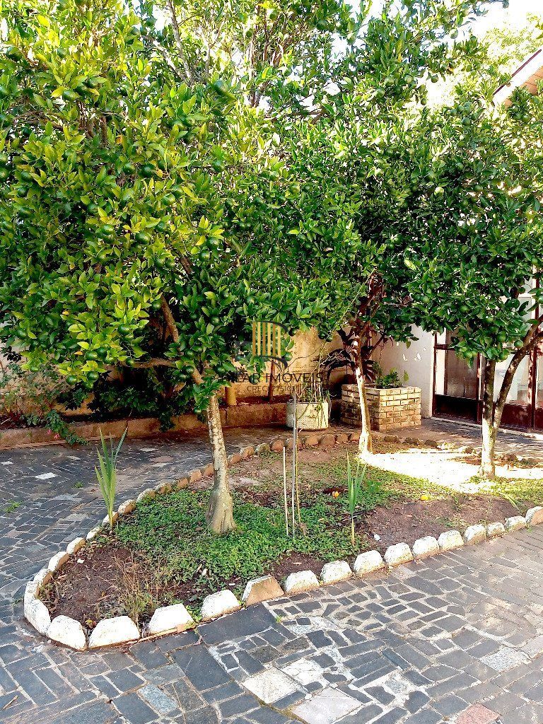 Casa para Venda - 170m², 4 dormitórios, sendo 1 suites, 2 vagas - Tristeza - Pilar Imóveis