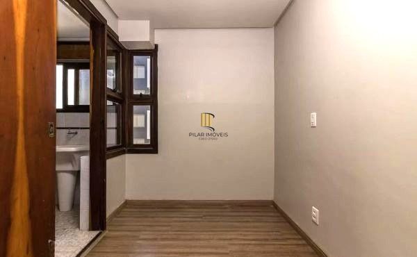 Apartamento amplo no bairro Tristeza de 3 dormitórios e 2 vagas