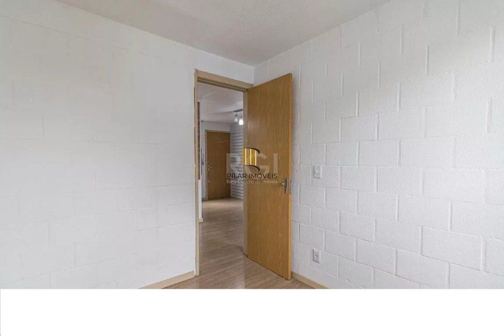 Apartamento para Venda - 37.58m², 2 dormitórios, 1 vaga - Rubem Berta