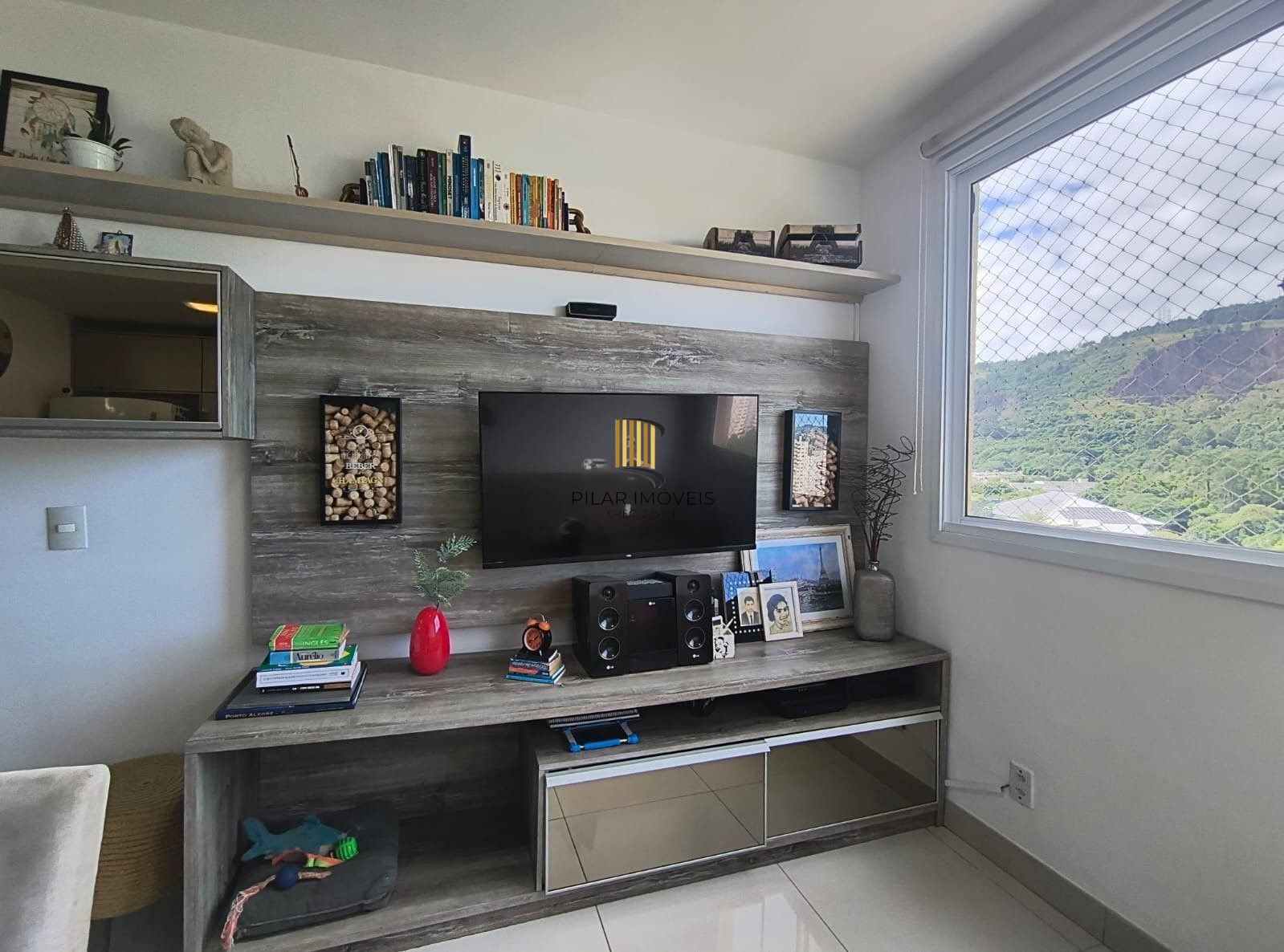 Lindo Apartamento 2 dorm. em Condomínio com Infraestrutura