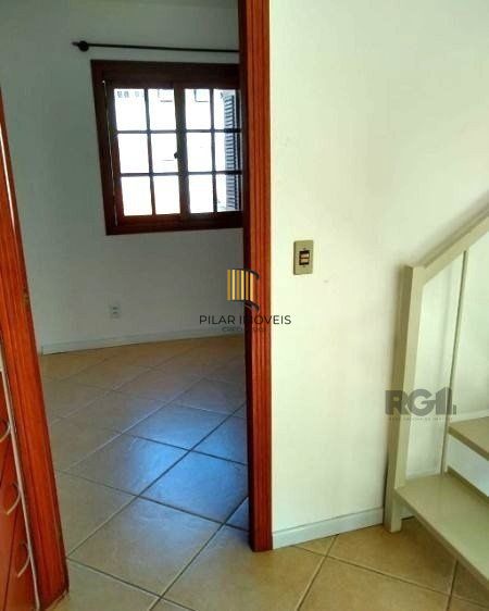 Casa em condominio no bairro Tristeza de 3 dormitórios e vaga