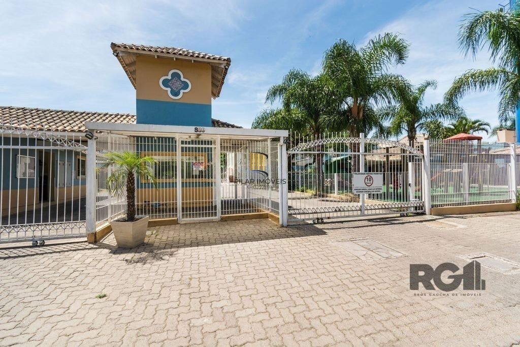 Casa em Condomínio fechado no Humaitá de 3 dormitórios 2 vagas e infra