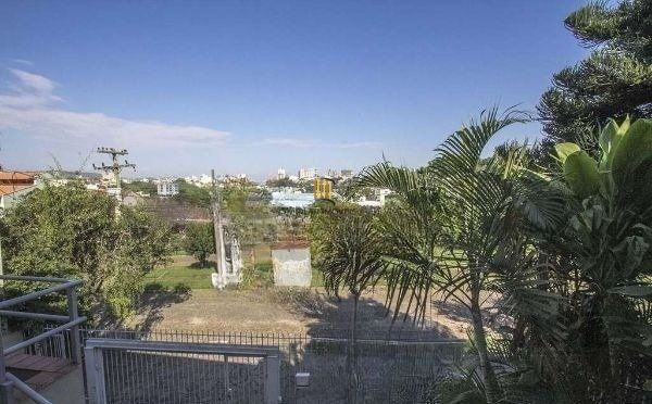 Casa para Venda - 215m², 3 dormitórios, 2 vagas - CHACARA DAS PEDRAS