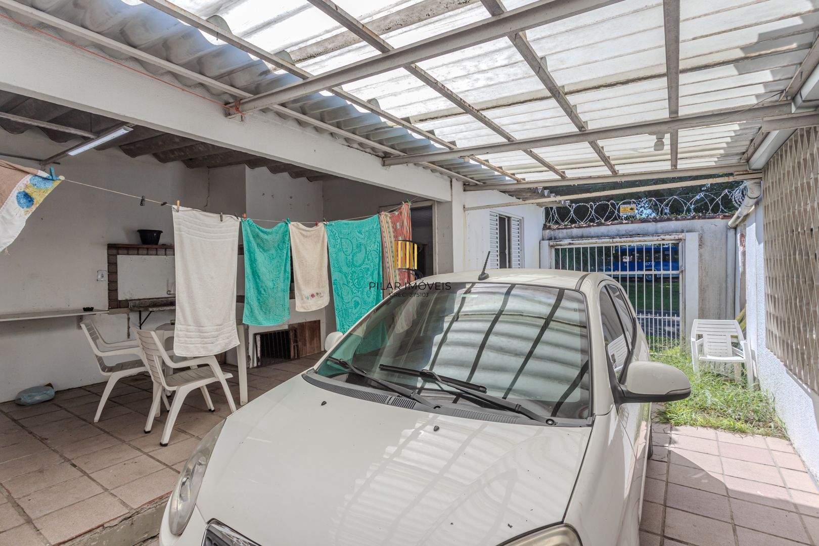 Casa 4 dormitórios no bairro Rubem Berta
