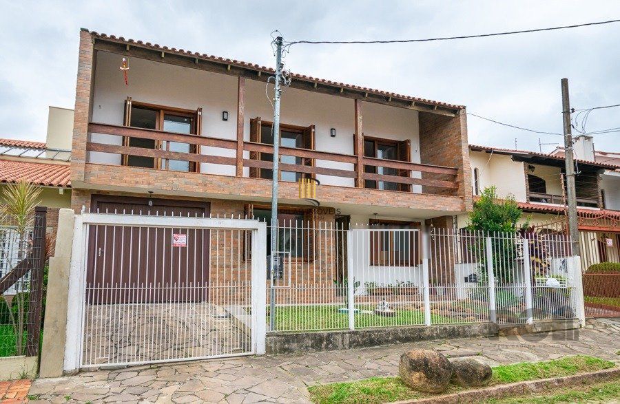 Casa no Jardim Itu com 5 dormitórios e 2 vagas e piscina - Pilar Imóveis