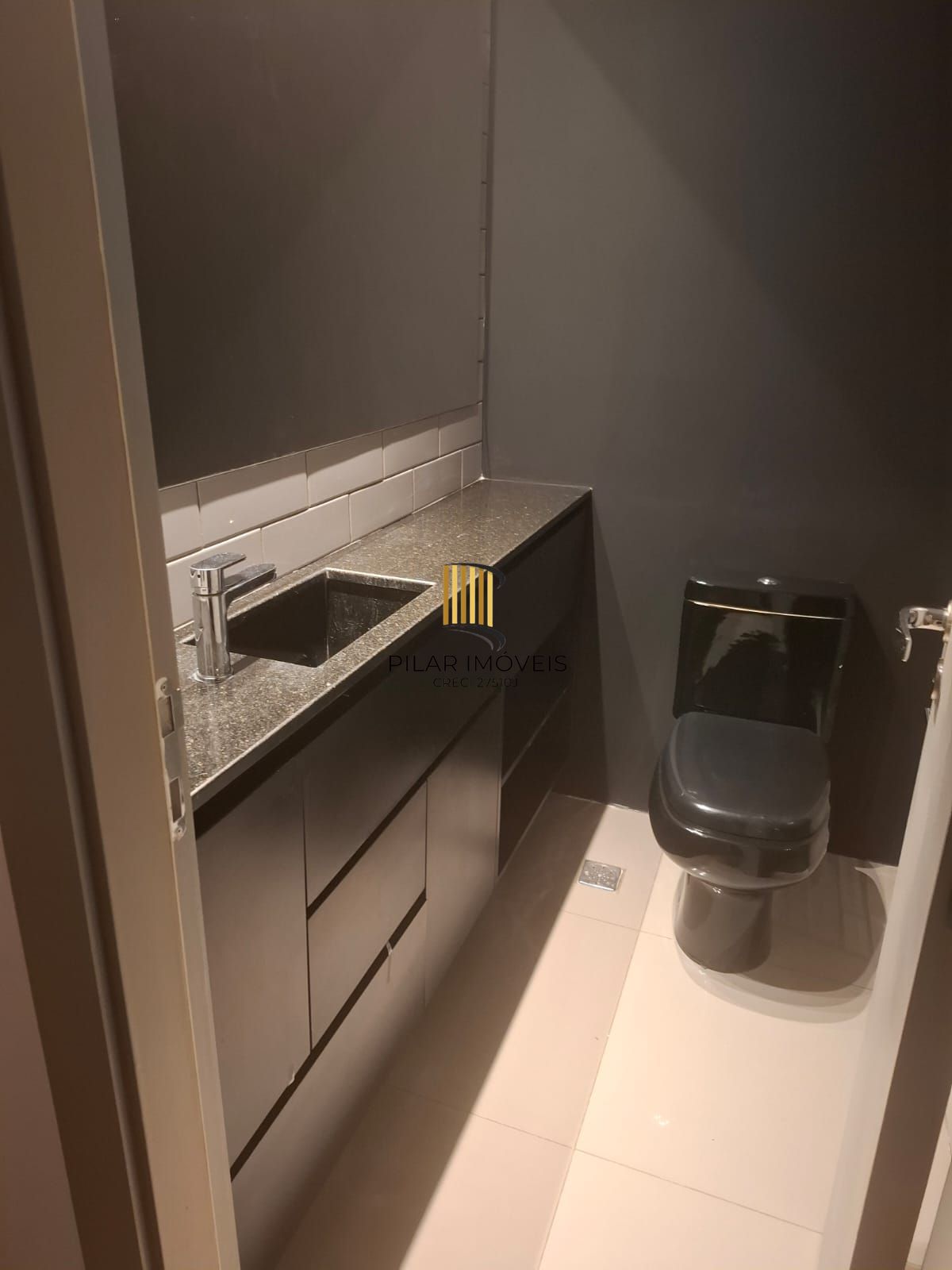 Apartamento 2 dormitórios no bairro Santana