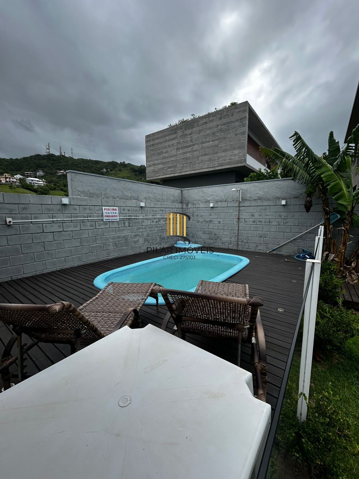 Sobrado 3 dormitórios no bairro Ferraz