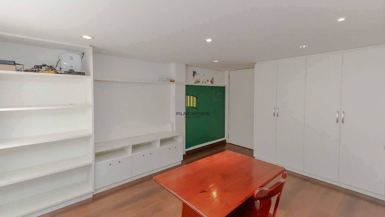 Apartamento 3 dormitórios no bairro Petrópolis