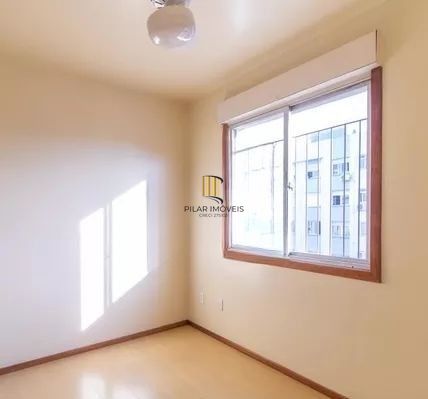 Apartamento de 2 dormitórios no bairro Cristal