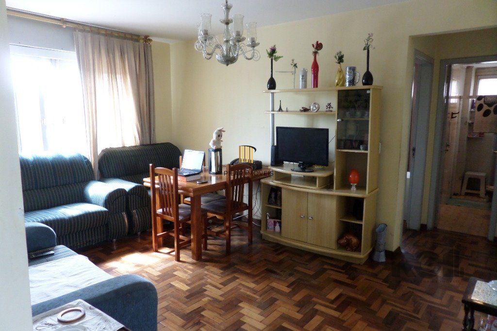 Apartamento na Glória de 2 dormitórios