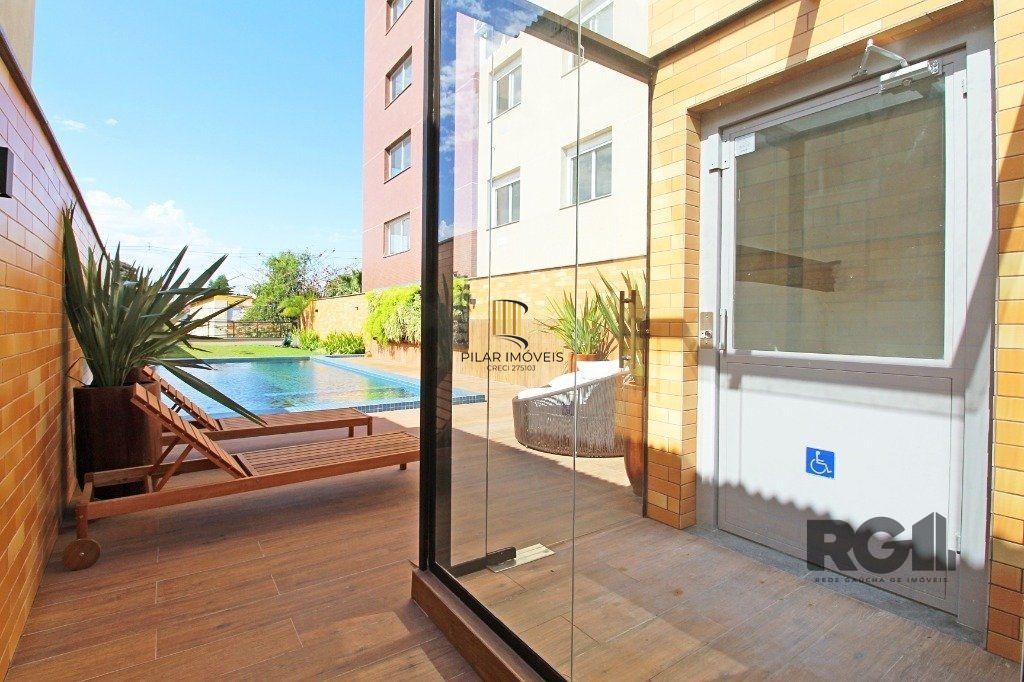 Apartamento de 2 dormitórios, vaga e infra no Passo D'areia