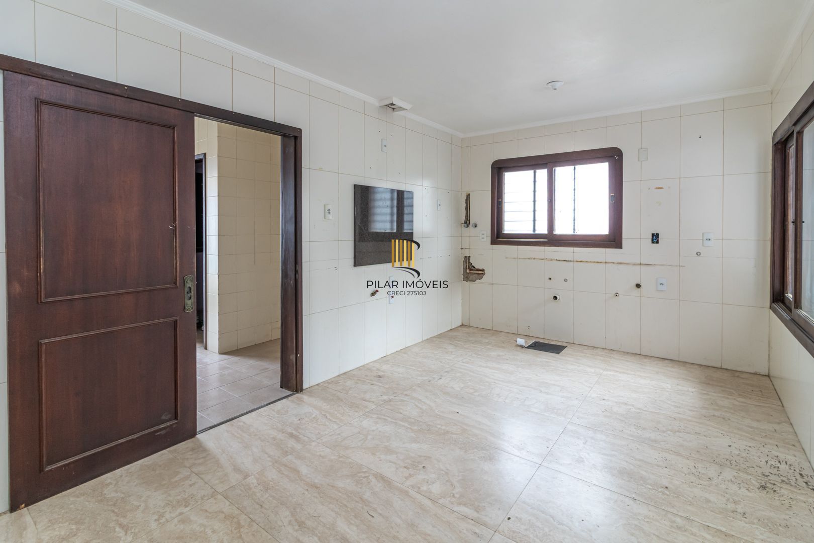 Casa no bairro Jardim Planalto de 3 dormitórios e 3 vagas