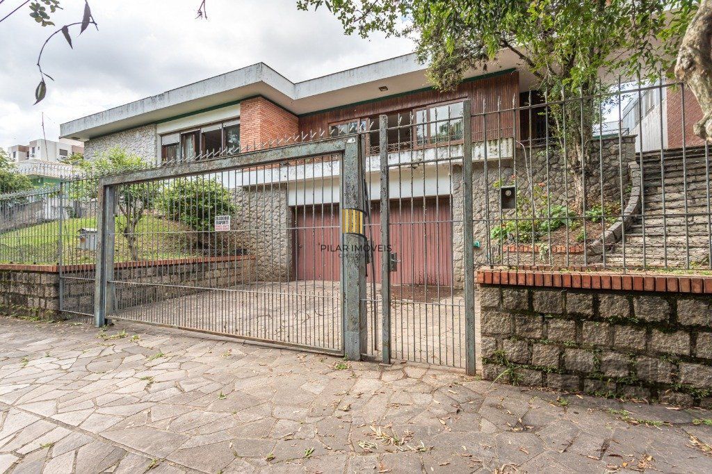 Casa 3 dormitórios no bairro Vila Ipiranga