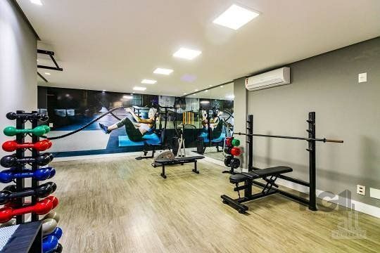 Apartamento  no Menino Deus de 3 dormitórios e 2 vagas