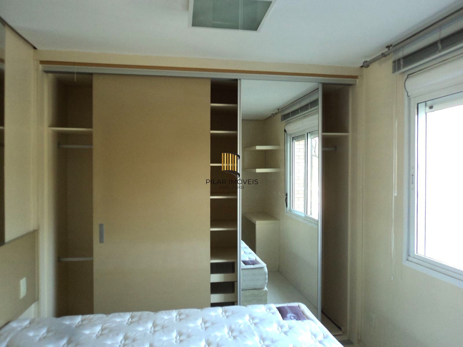 Apartamento no Bom Fim de 2 dormitórios e vaga